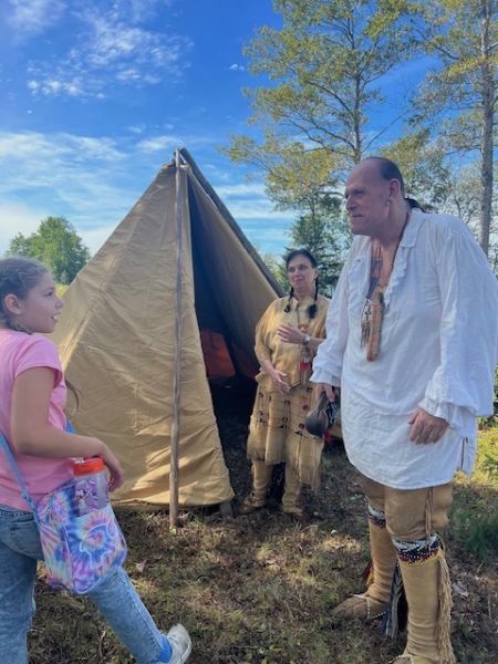 Large image of photo: Living History Heritage